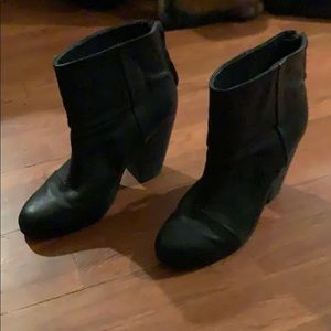 Rag and Bone Classic Newbury Bootie - size 39.5